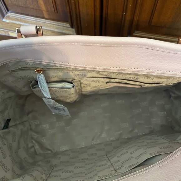 NWT Michael Kors JSTVL perforated LG tote - Picture 6 of 8